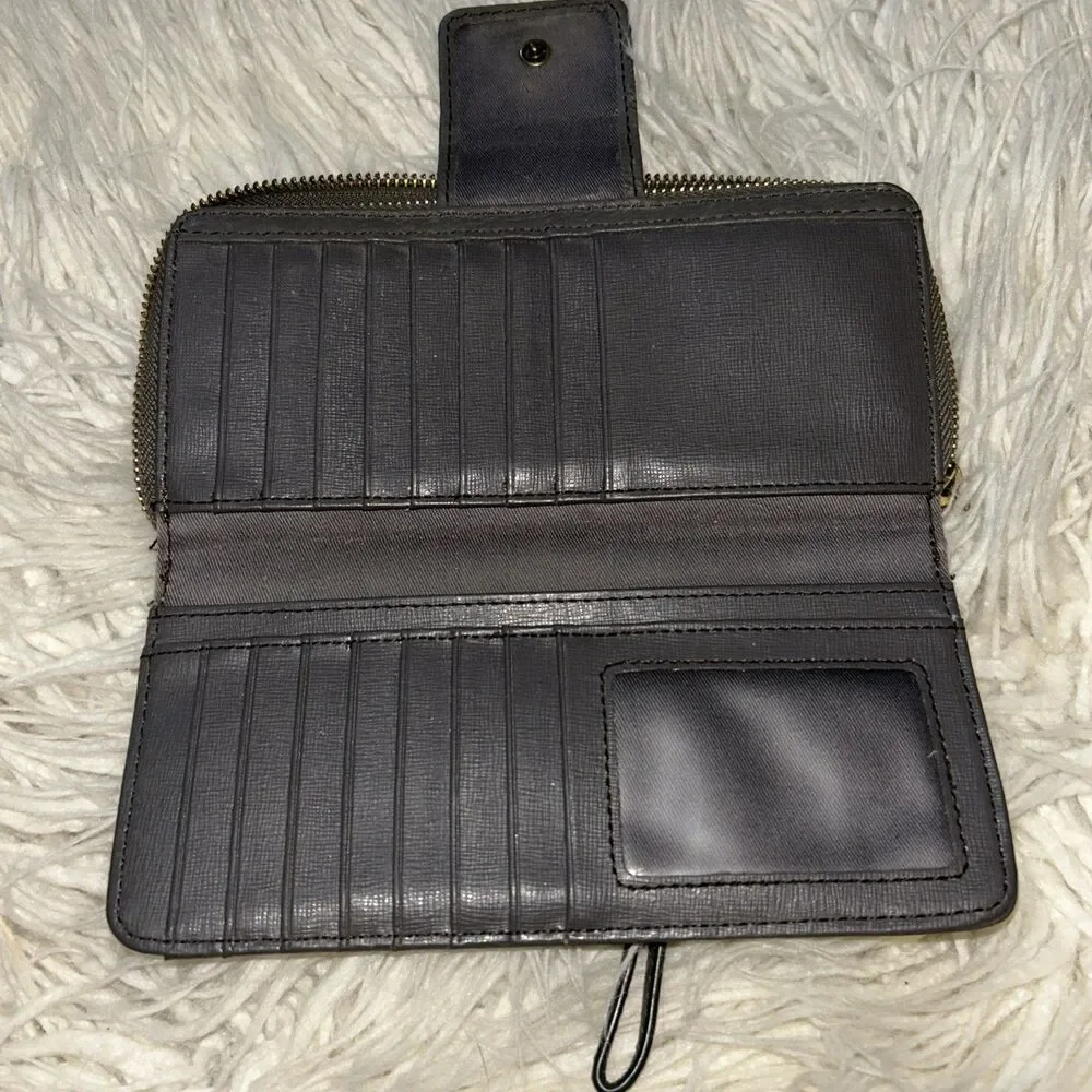 Charcoal Grey Fossil Leather Wallet with Wrist Strap Lots Of Storage